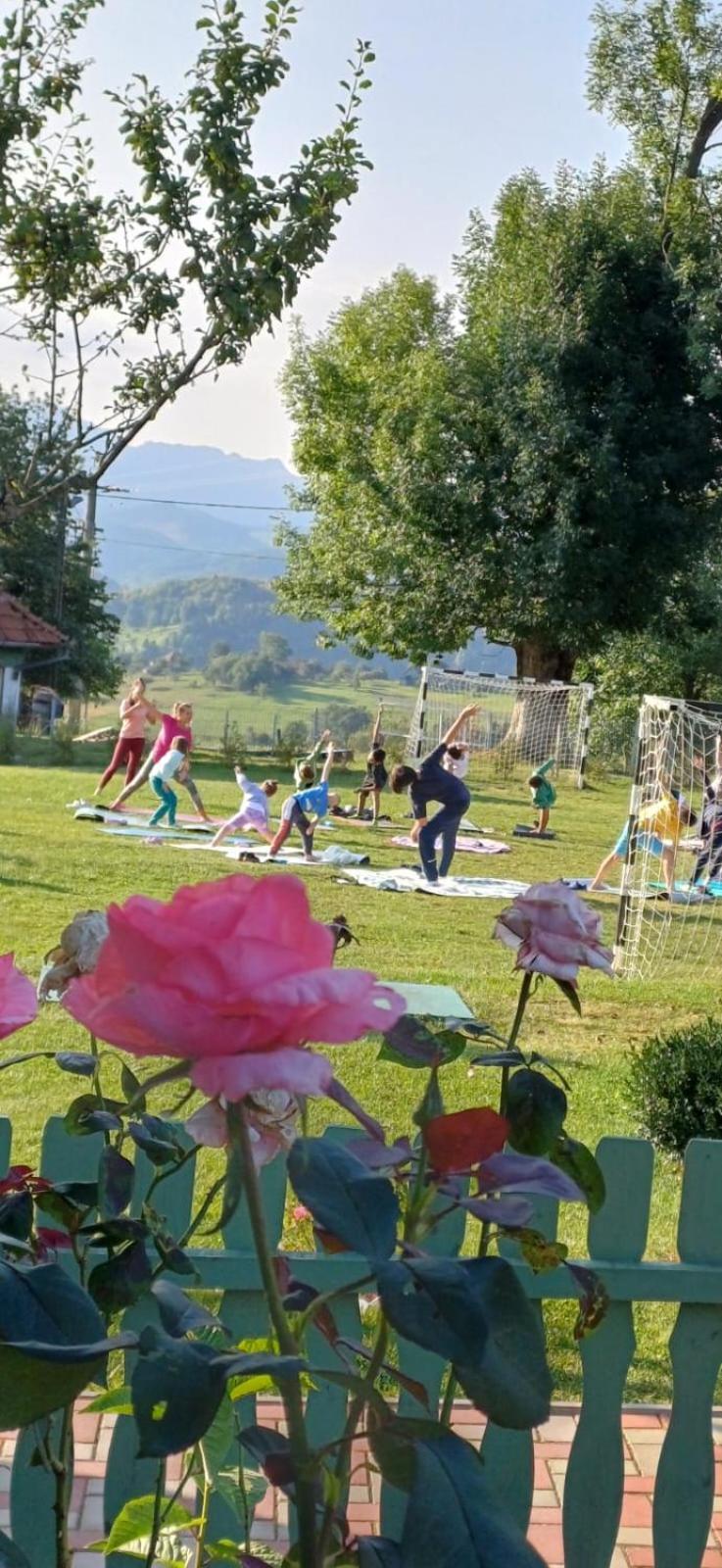 Pensiunea Tabacaru Peştera Exterior foto